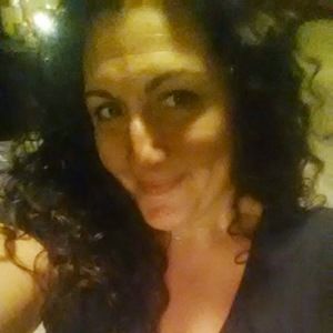 Meet your Posher, Monica